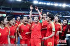 世界杯四年一度喧哗过后，请别忘记中国女足姑娘！