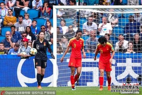 资料图为中国女足守门员彭诗梦。图片来源：Osports全体育图片社
