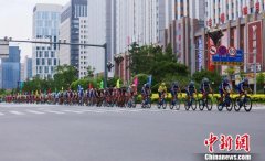 青海本土车队长时段领骑第十八届环湖赛西宁绕圈赛