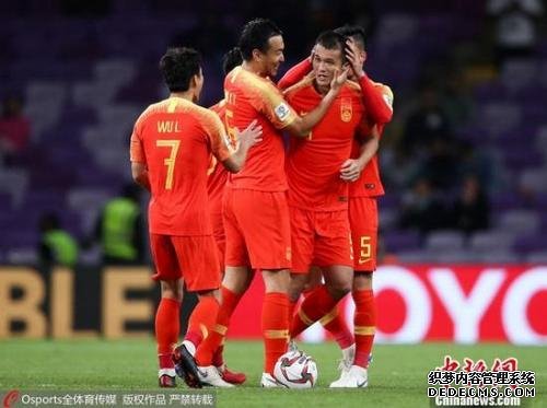 资料图为中国男足在亚洲杯的比赛中。图片来源：Osports全体育图片社
