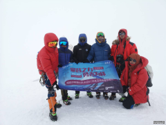 直面雪山 起而行之 |华耐登山队成功登顶海拔6178米玉珠峰